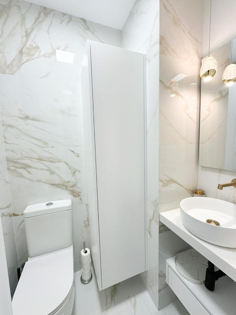 Апартаменти Apartamento En El Centro De Малага Екстер'єр фото