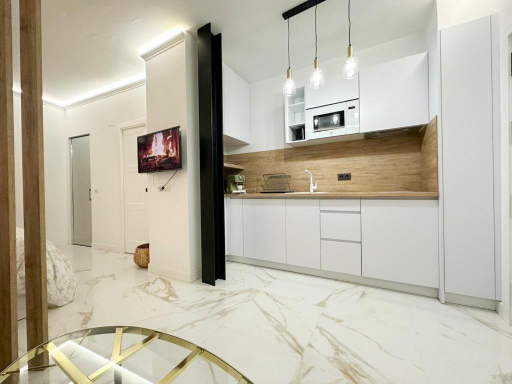 Апартаменти Apartamento En El Centro De Малага Екстер'єр фото